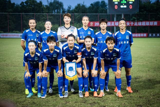 科比·梅努在欧洲杯上为英格兰出战371分钟，世界杯0出场时间